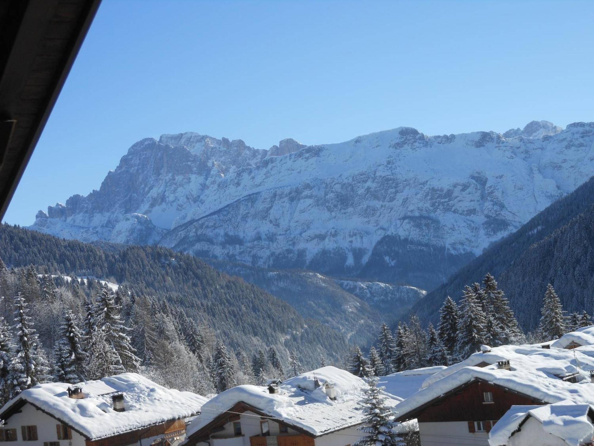 Hotel Garni Miramonti Falcade Luaran gambar