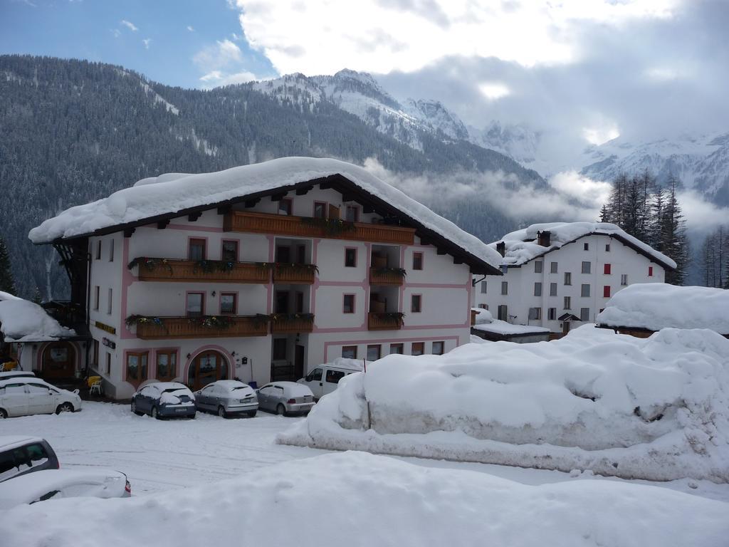 Hotel Garni Miramonti Falcade Luaran gambar