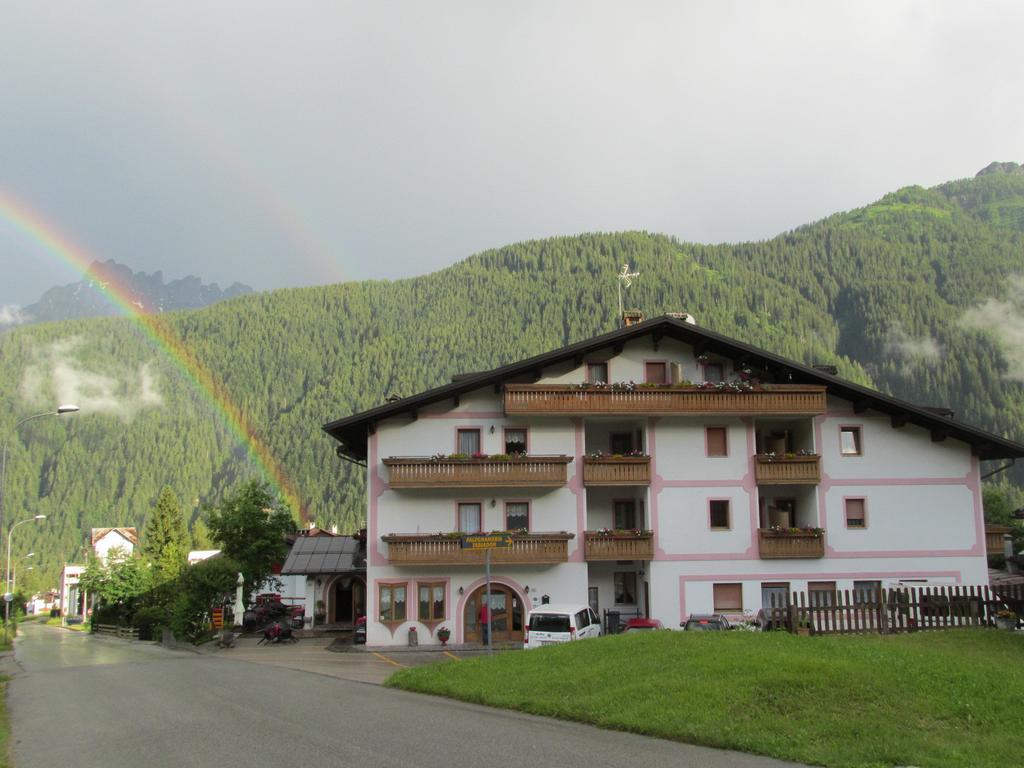 Hotel Garni Miramonti Falcade Luaran gambar
