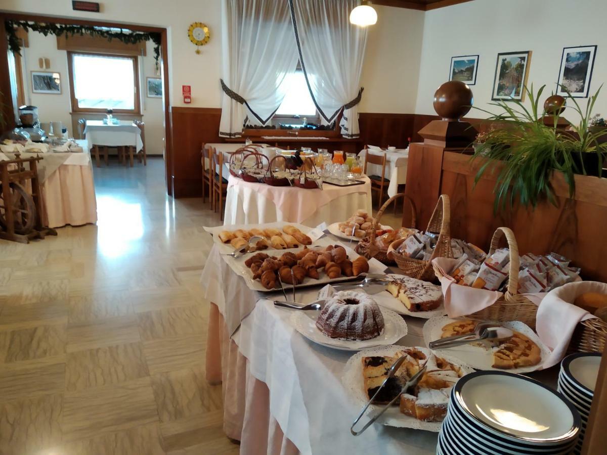 Hotel Garni Miramonti Falcade Luaran gambar