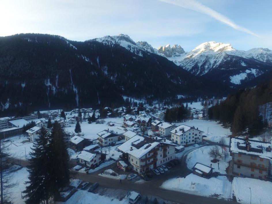 Hotel Garni Miramonti Falcade Luaran gambar